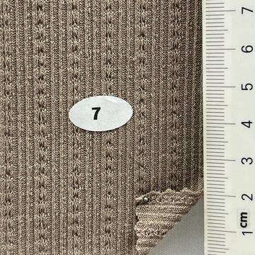 7 Beige