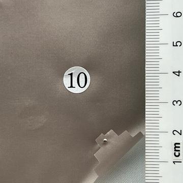 10 Beige